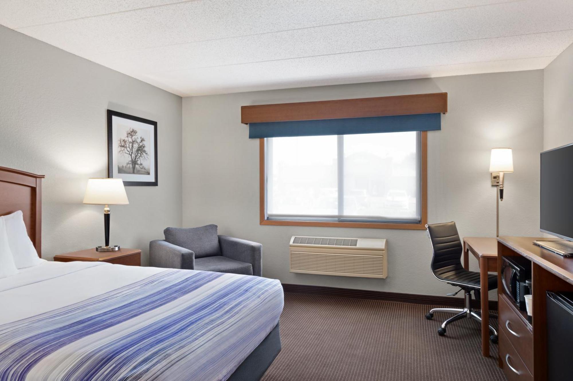 Americinn By Wyndham Fergus Falls Conference Center Стая снимка